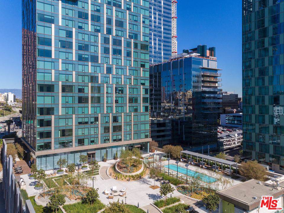 877 Francisco Street - Photo 1