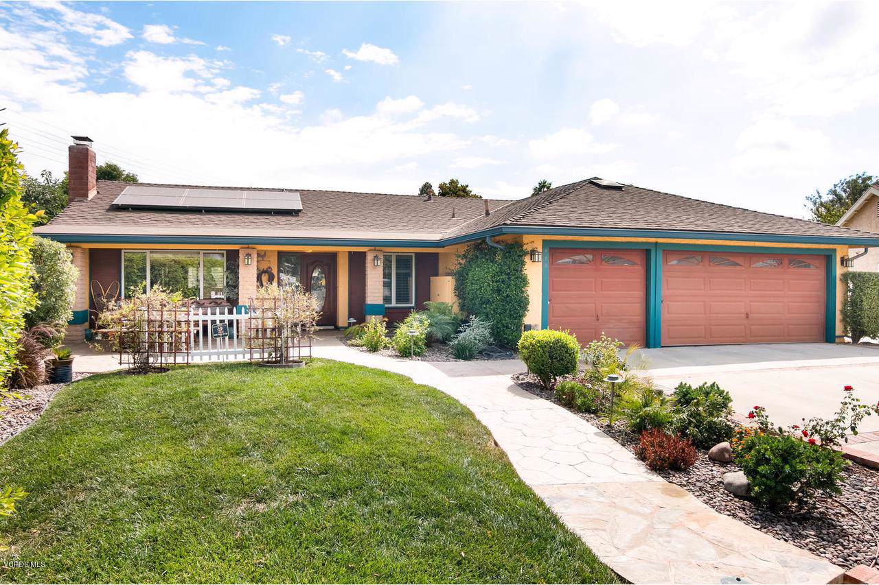 428 Autumnwood Street - Photo 1