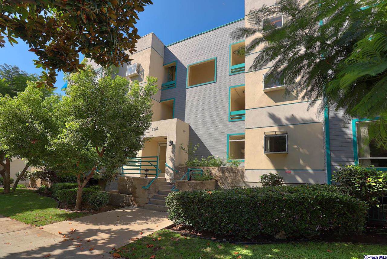 345 Kenwood Street - Photo 1