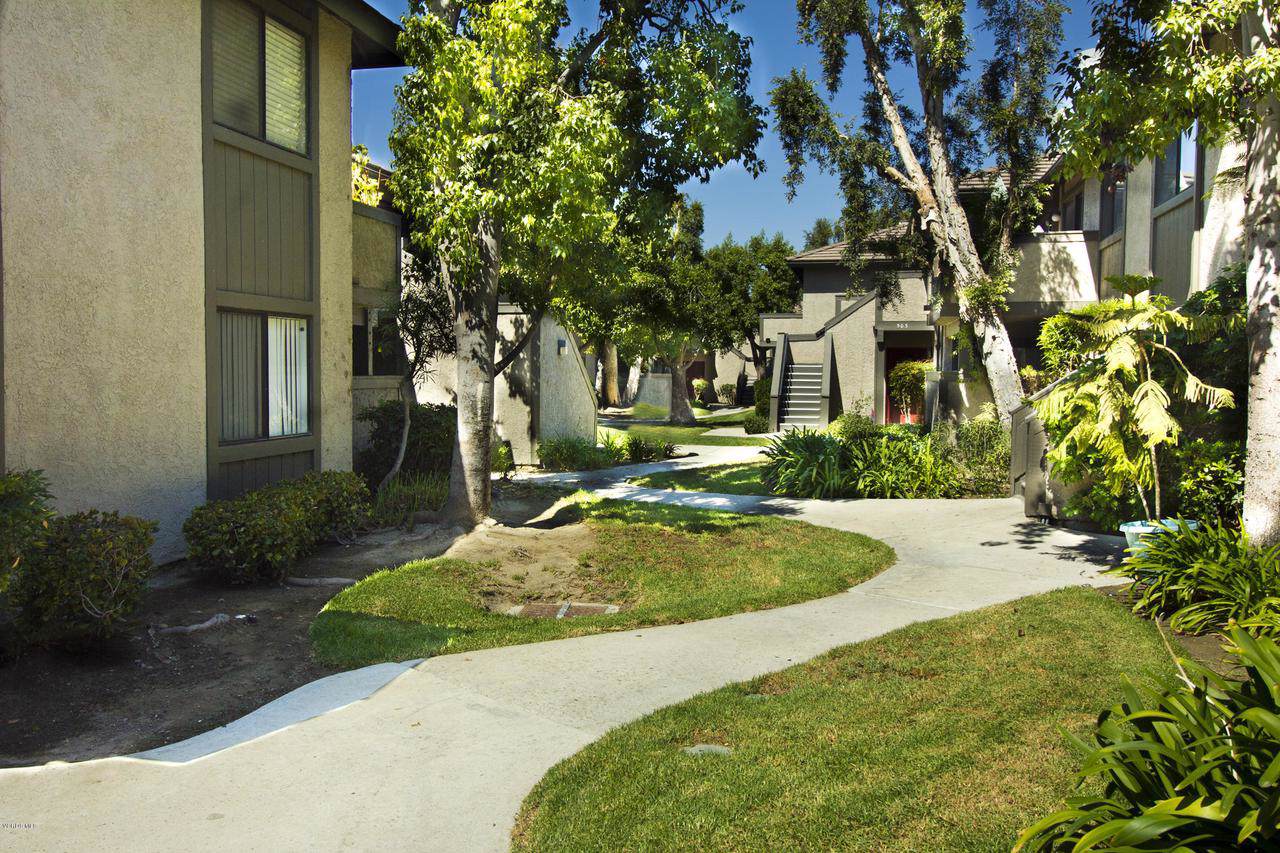 150 Los Angeles Avenue - Photo 1