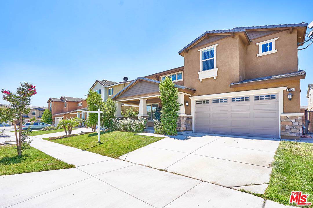 4806 Clarence Way - Photo 1