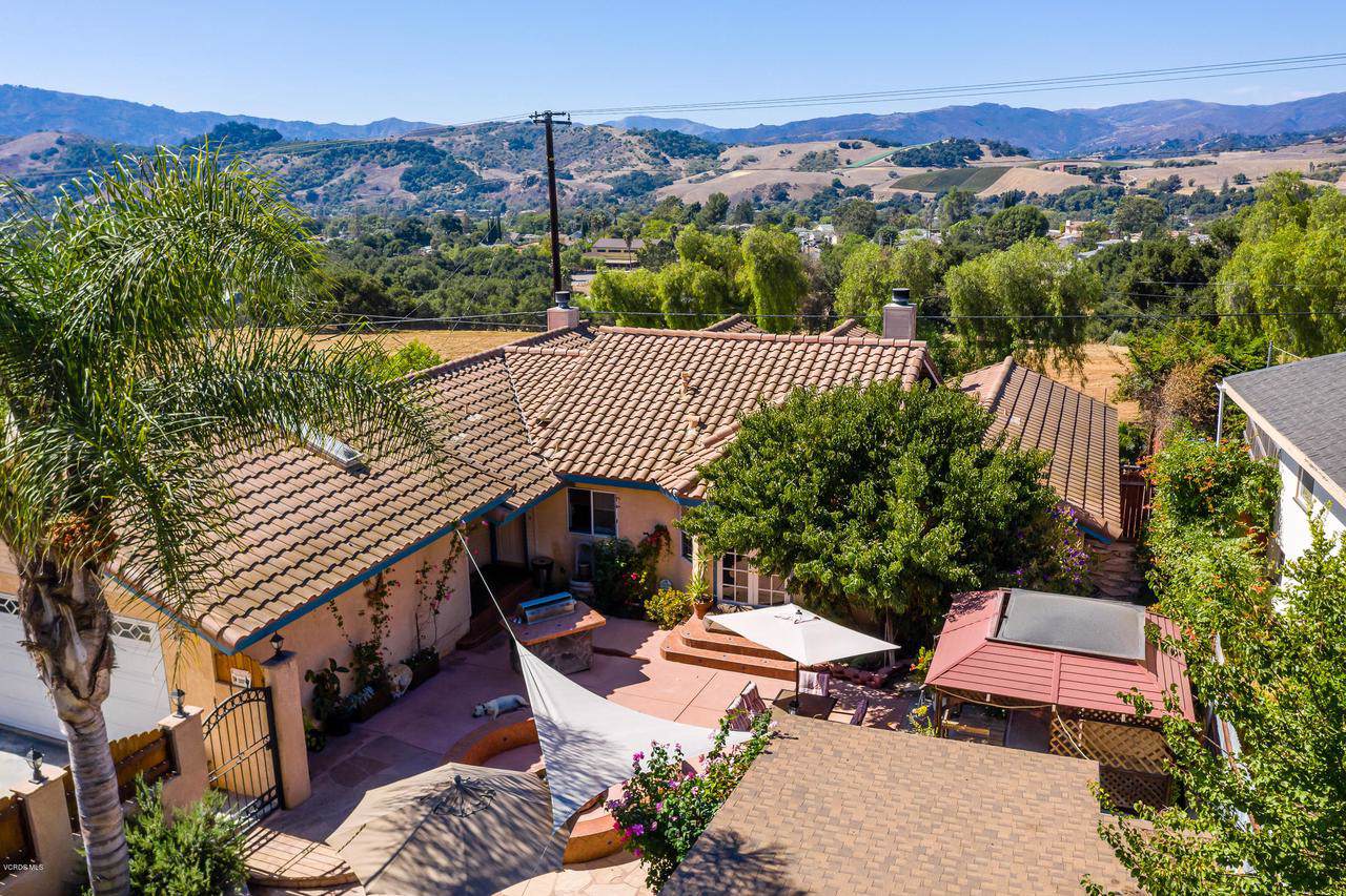 1130 Ventura Avenue - Photo 1