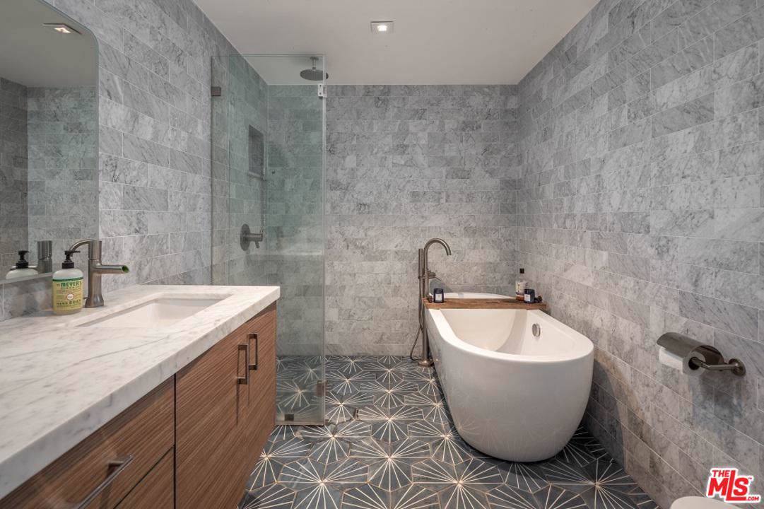 3422 Schooner Avenue - Photo 1
