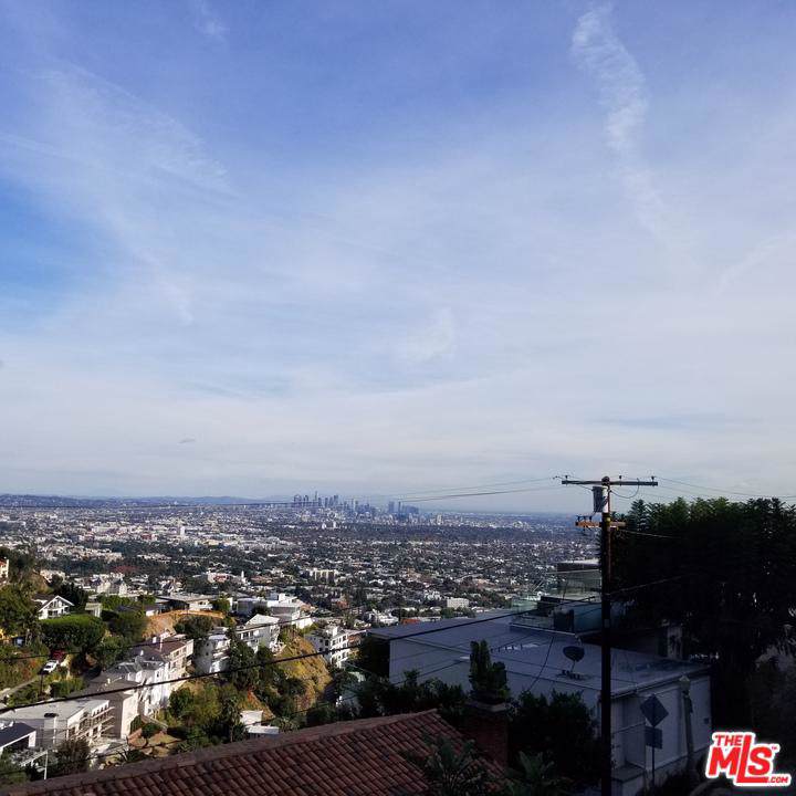 1645 Mountcrest Avenue - Photo 1