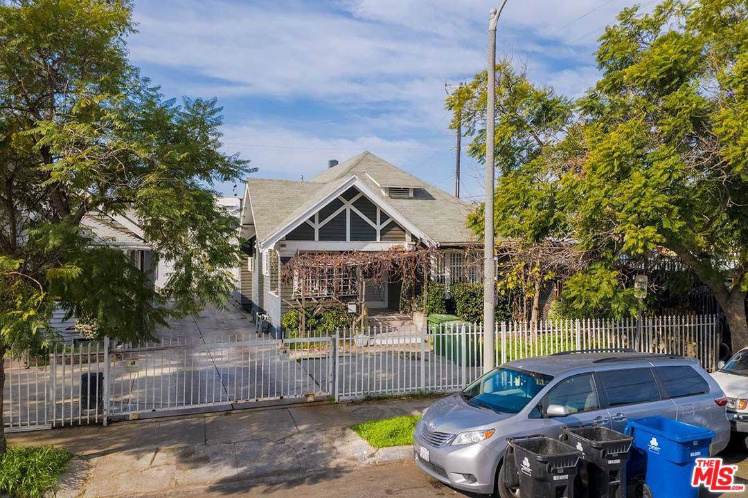 1659 Roosevelt Ave - Photo 1