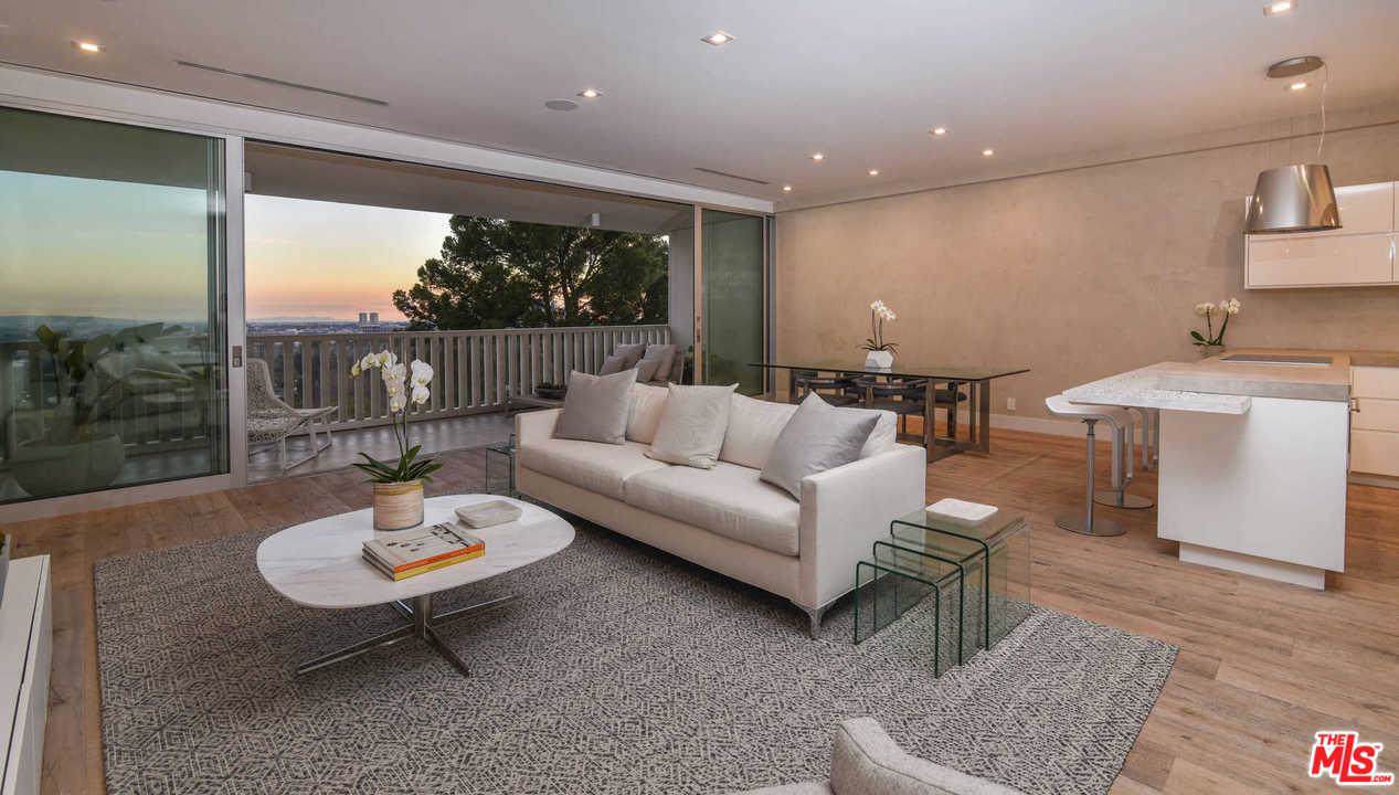 9255 Doheny Road - Photo 1