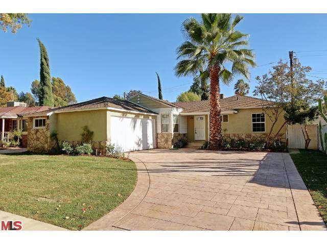 18318 Delano Street, Tarzana, CA 91335 (#13707621) :: TBG Homes - Keller Williams