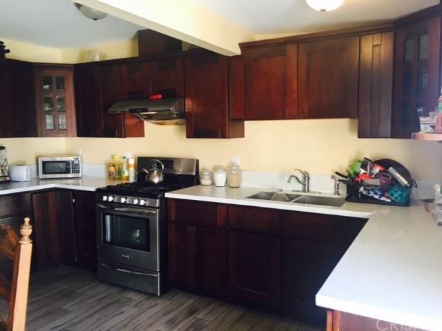 9907 Bartee Avenue - Photo 1