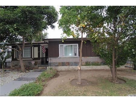 6059 Woodman Avenue - Photo 1