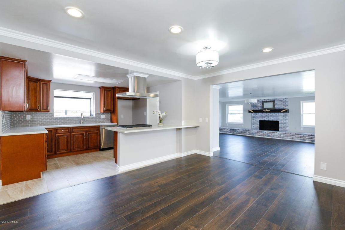 1421 Lakehurst Street - Photo 1
