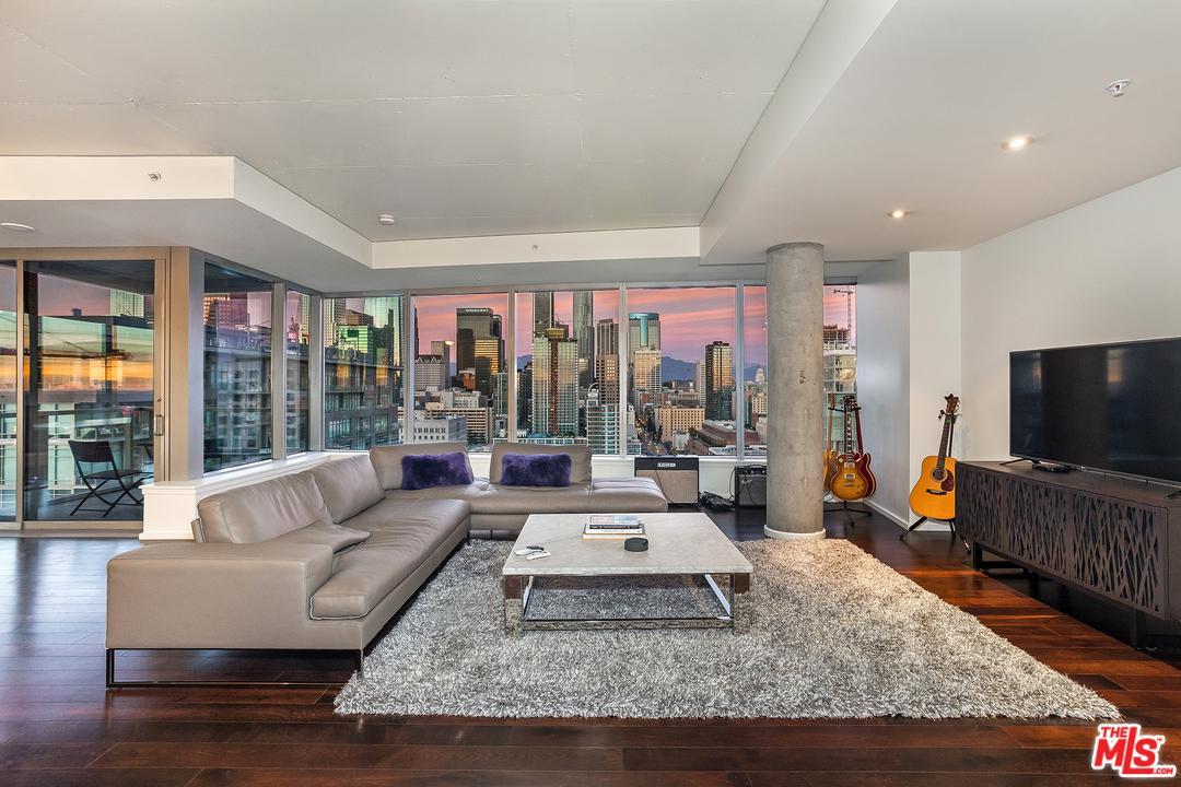 1155 Grand Avenue - Photo 1