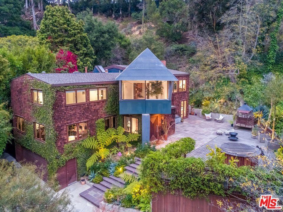 780 Latimer Road - Photo 1