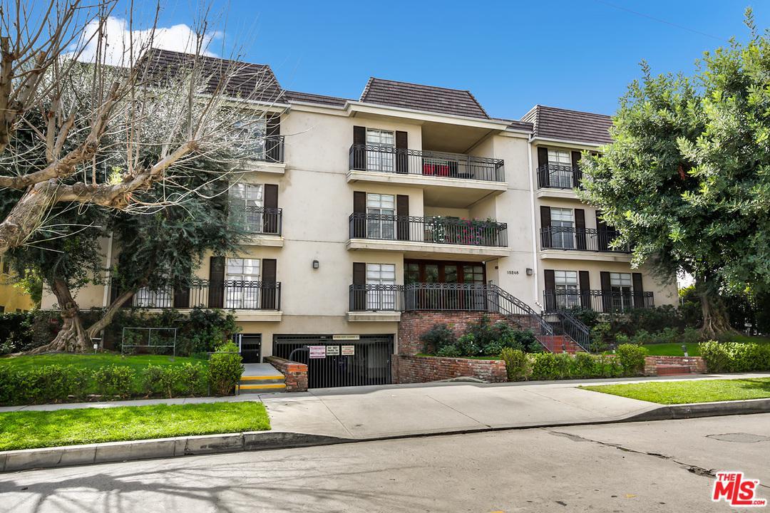 15248 Dickens Street - Photo 1