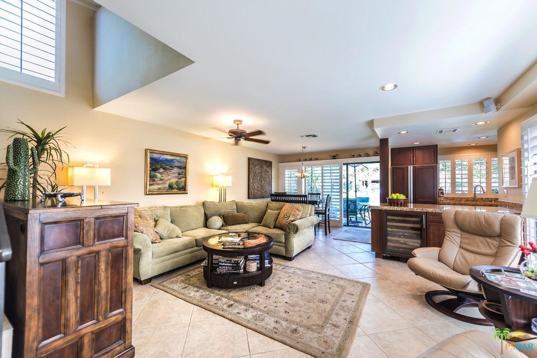 484 Calle Begonia - Photo 1