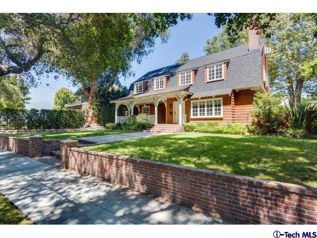 230 Grand Avenue - Photo 1