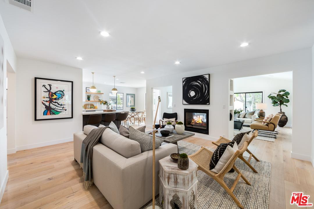 4745 Ventura Canyon Avenue - Photo 1