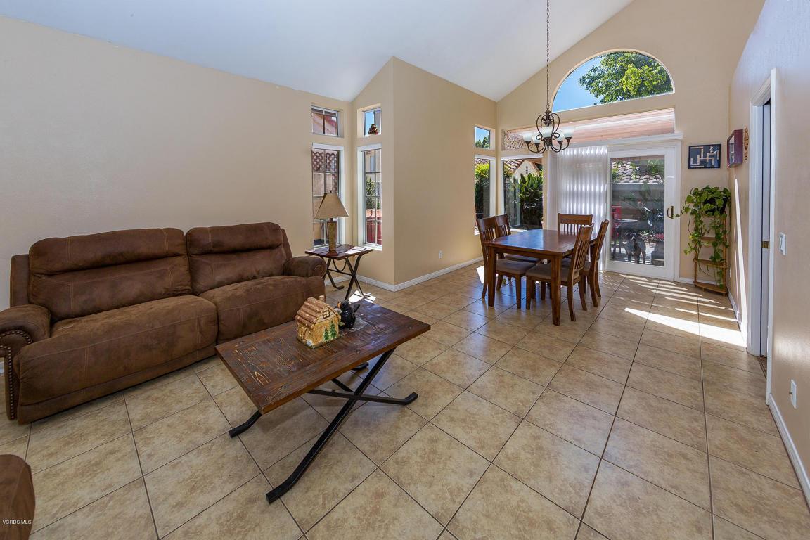 1054 Via Pacifica - Photo 1
