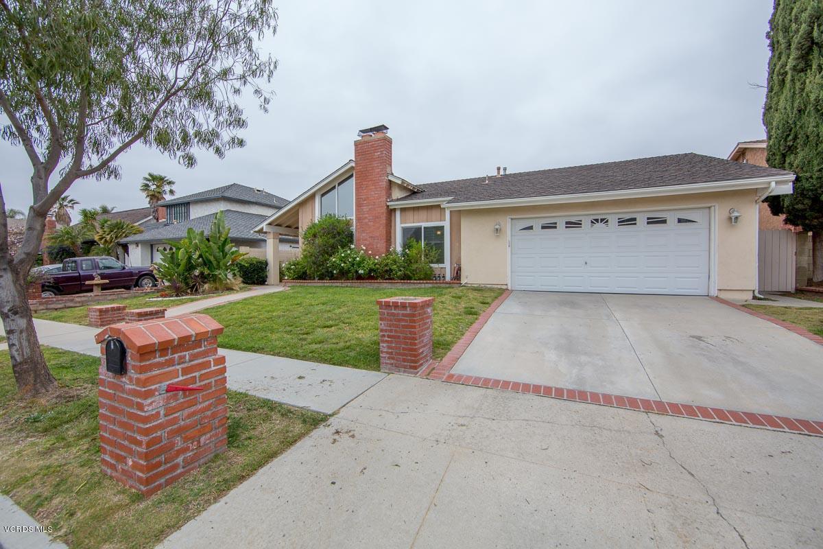 2367 Pinecrest Street - Photo 1