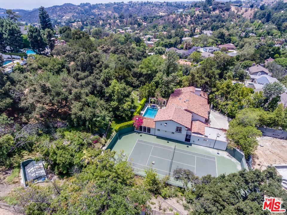 9770 Suffolk Drive - Photo 1