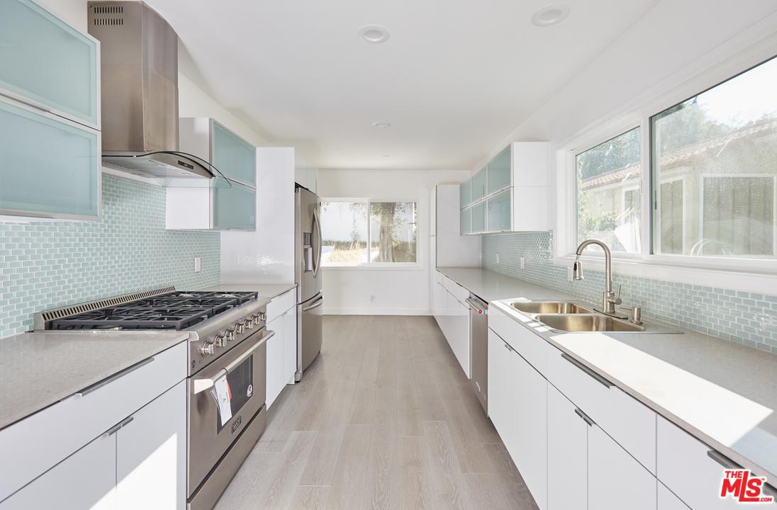 3434 Oak Glen Drive - Photo 1