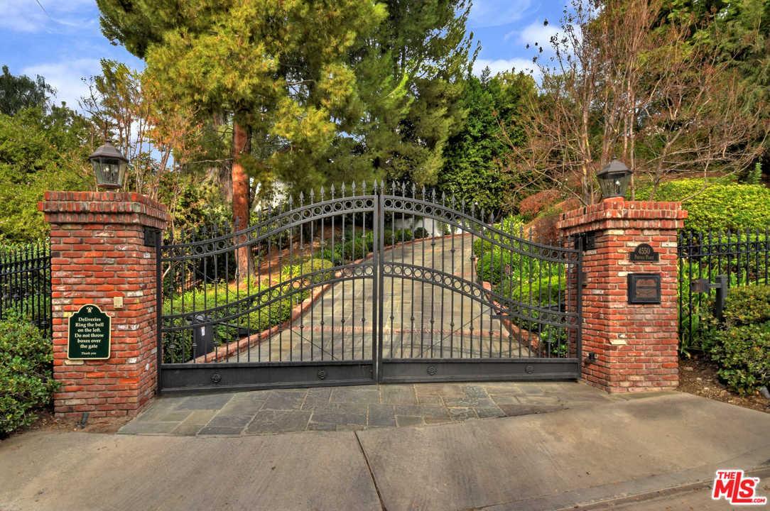 4550 Portico Place - Photo 1