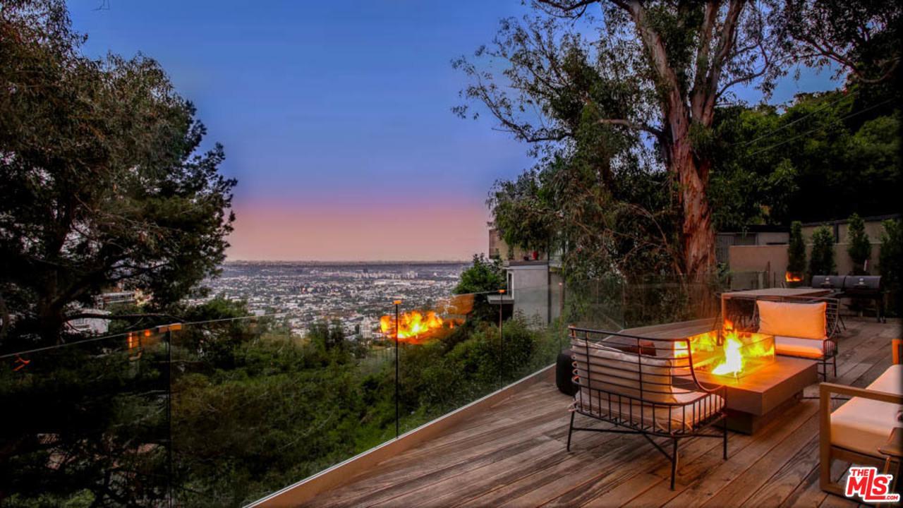 8530 Franklin Avenue - Photo 1