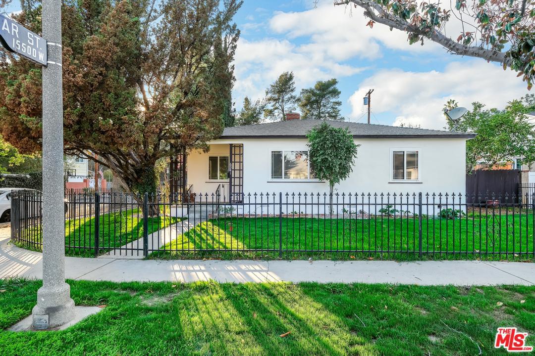 6341 Blucher Avenue - Photo 1