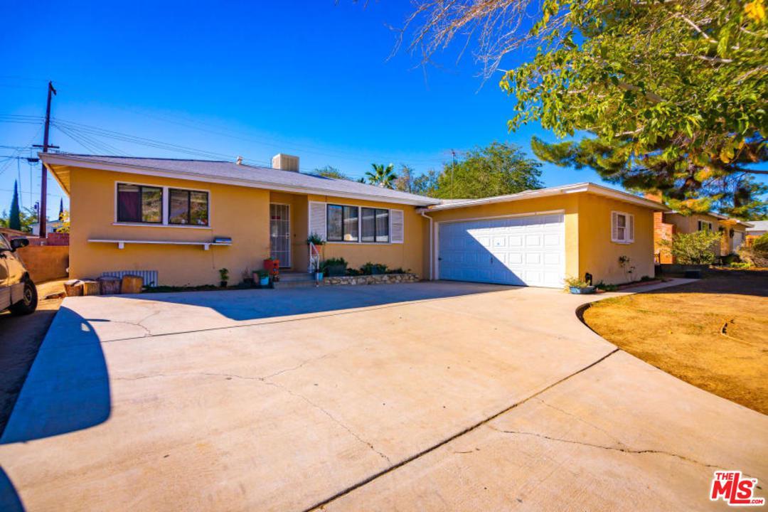 410 Avenue R5 - Photo 1