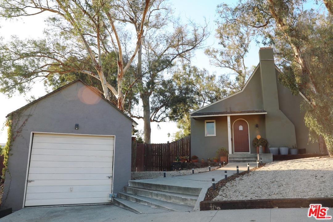 333 La Colina Drive - Photo 1