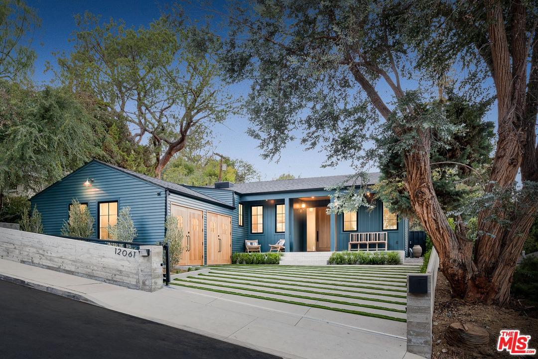 12061 Mound View Place - Photo 1