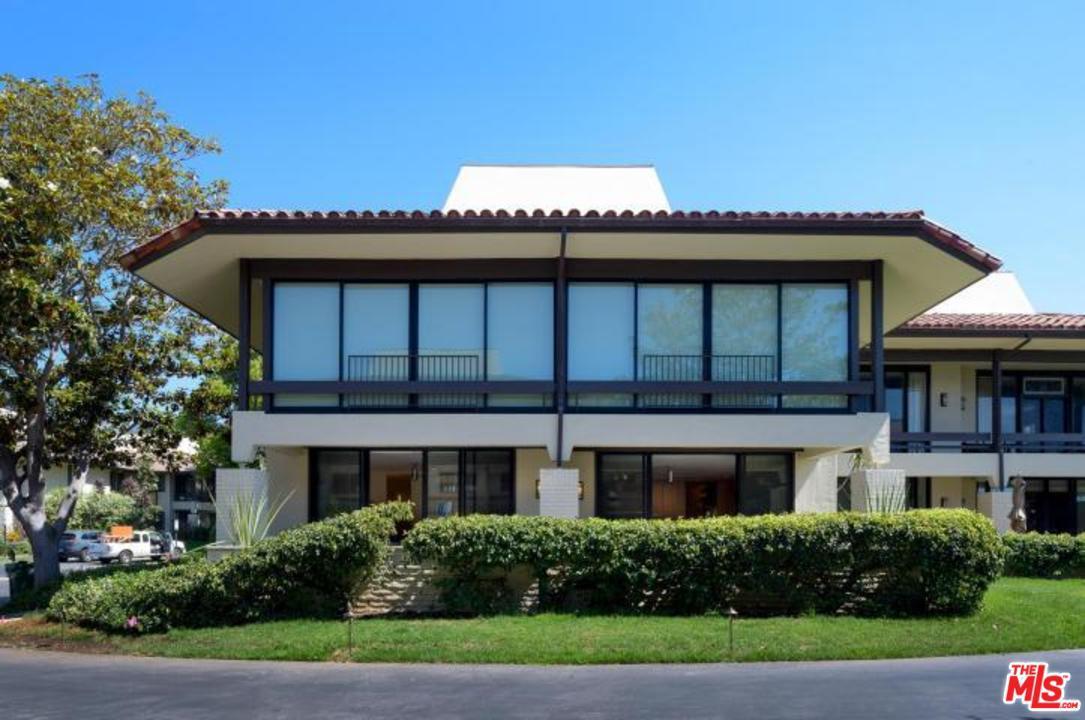 1350 Plaza Pacifica - Photo 1