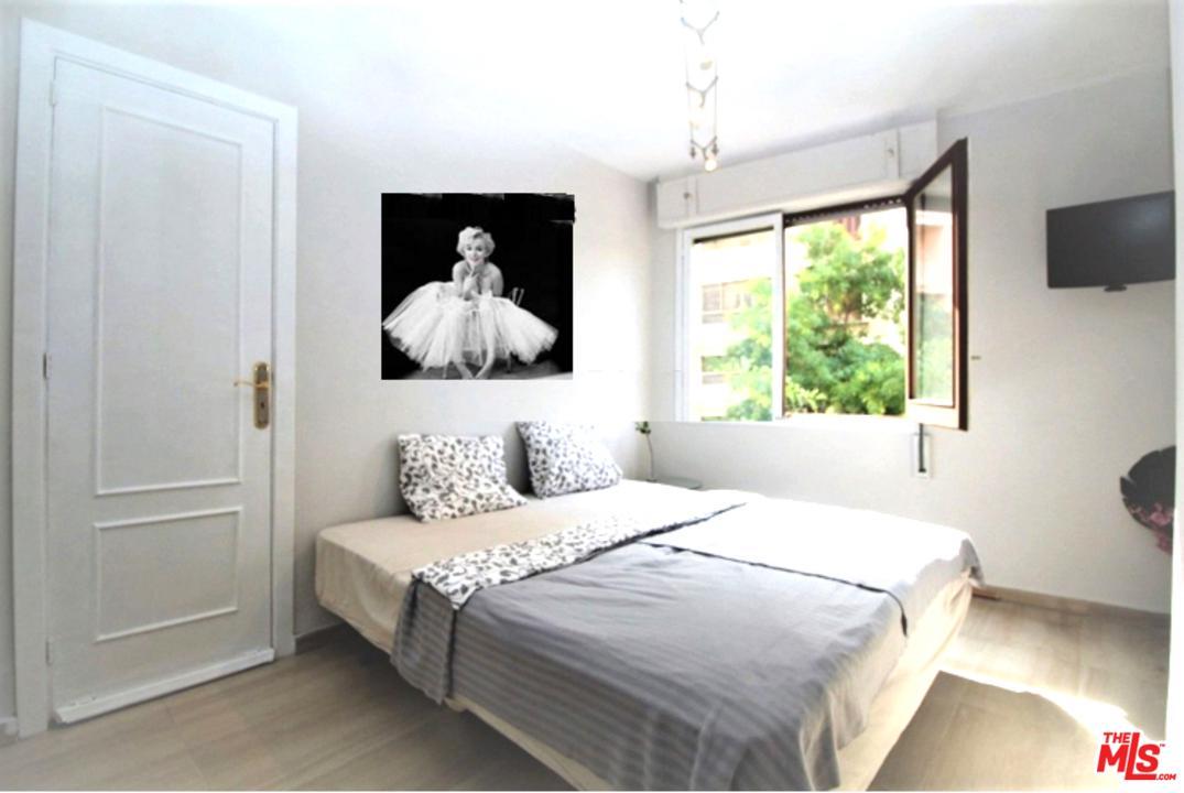 38 Luise Marti - Photo 1