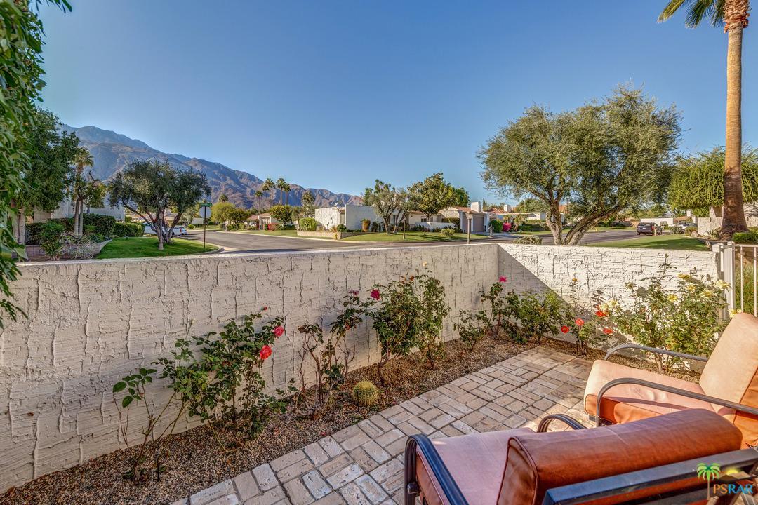 560 Sunshine Circle - Photo 1