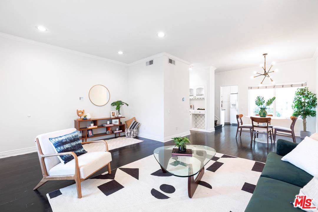 11033 Massachusetts Avenue - Photo 1