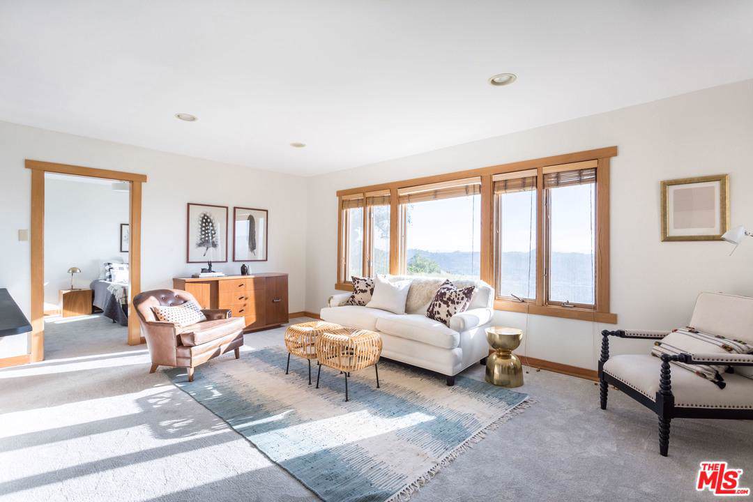 3731 Brilliant Place - Photo 1