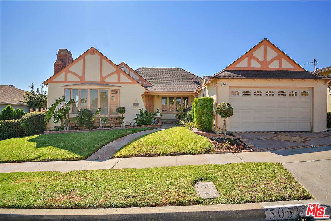 5051 Onaknoll Avenue - Photo 1