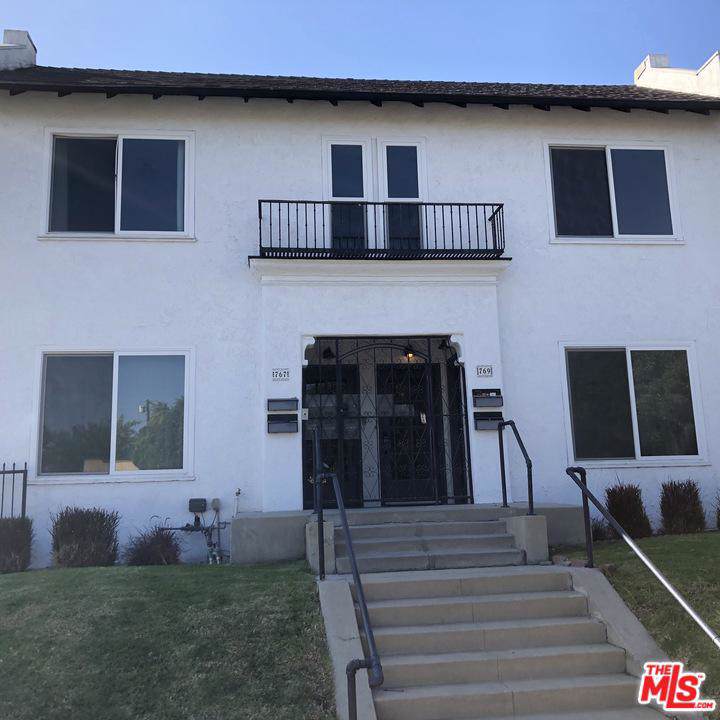 769 Ridgewood Place - Photo 1