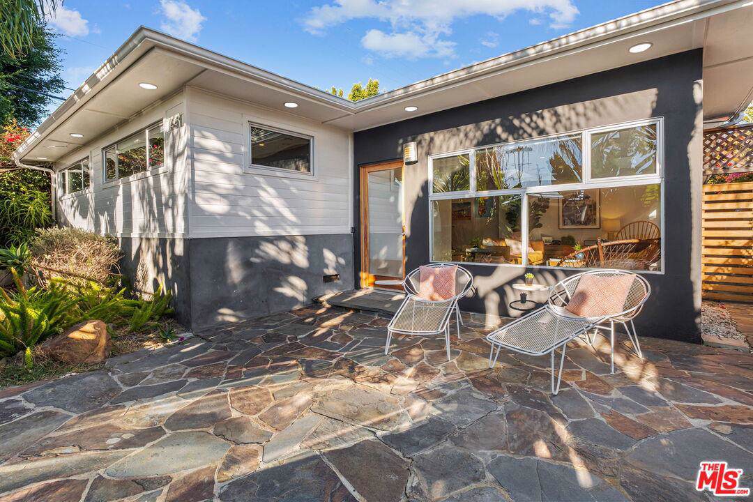 551 Indiana Avenue - Photo 1