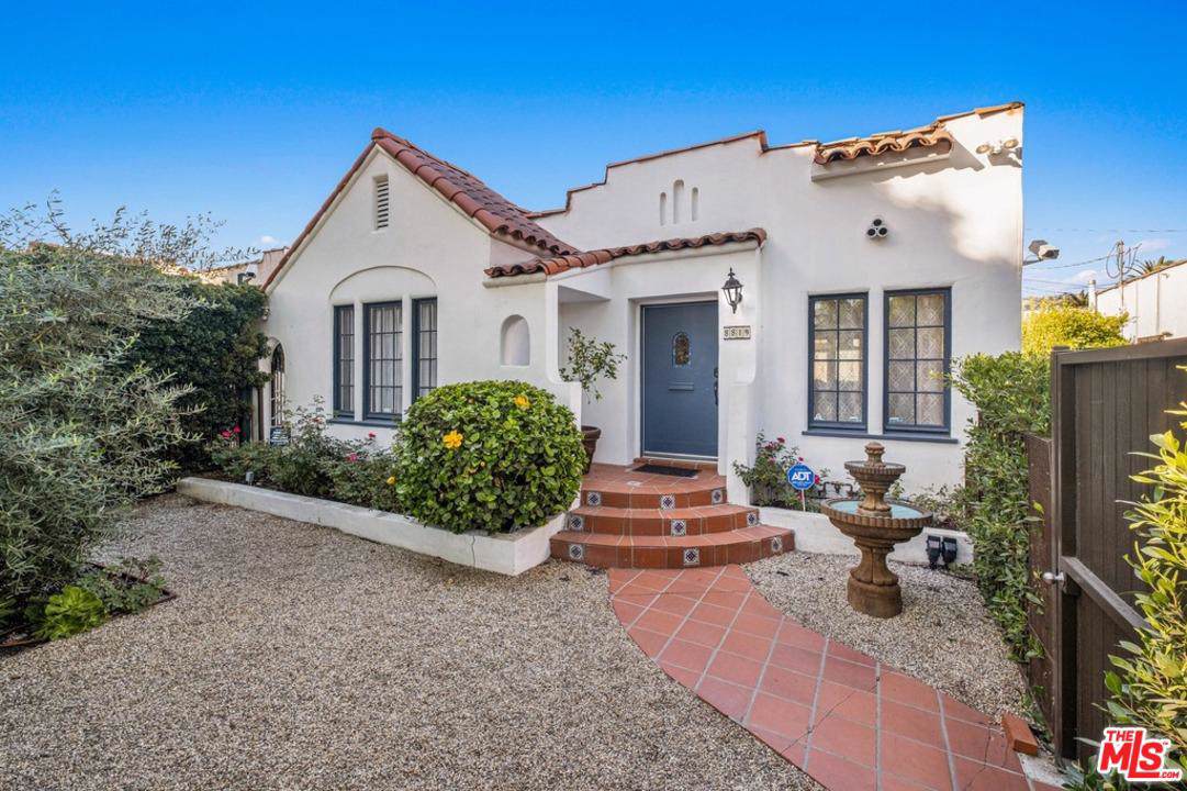 8819 Dorrington Avenue - Photo 1