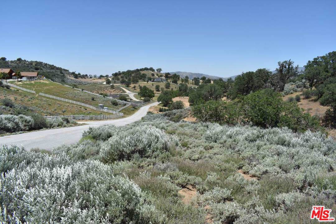 18200 Matterhorn Dr - Photo 1 18200 Matterhorn Dr - Photo 1