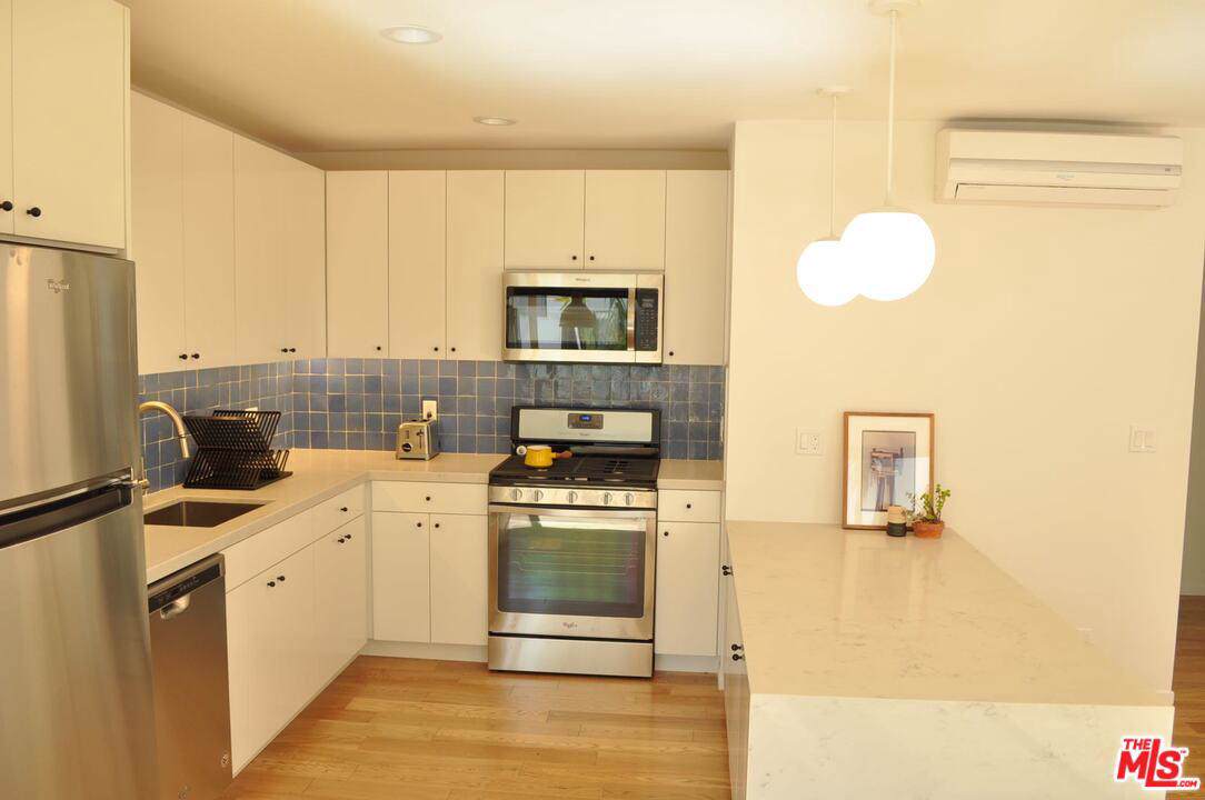 3442 Centinela Avenue - Photo 1