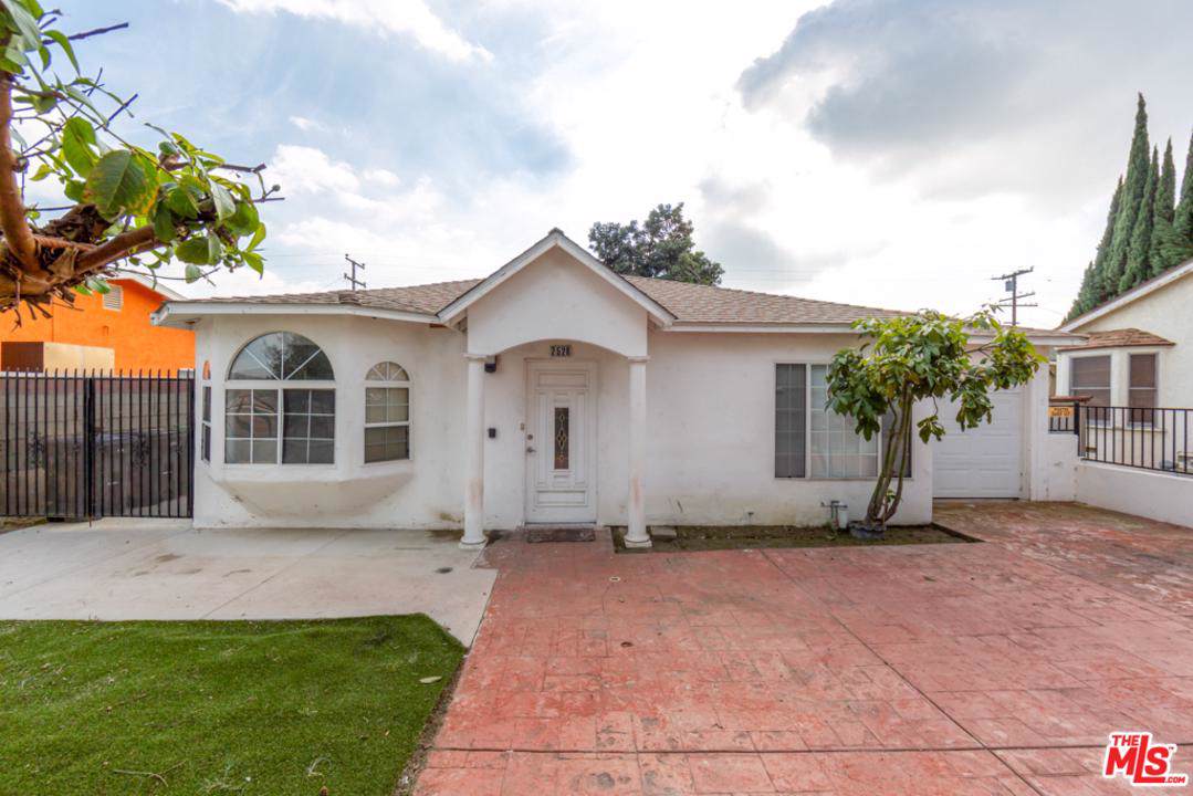 2528 Jackson Street - Photo 1