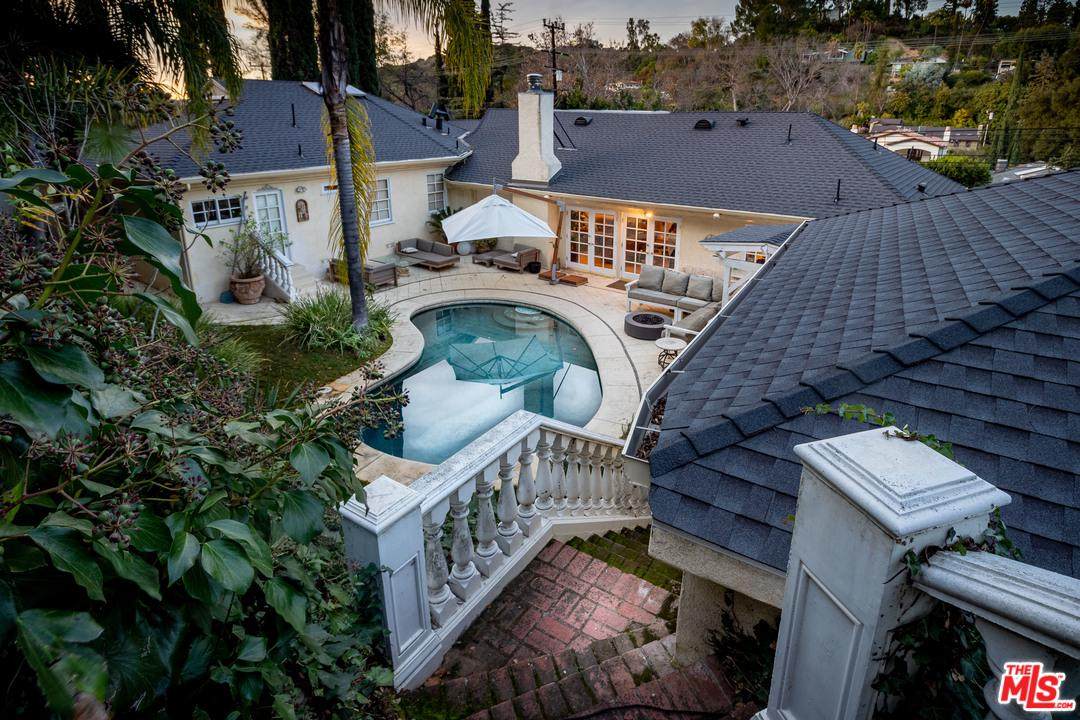 3261 Laurel Canyon - Photo 1