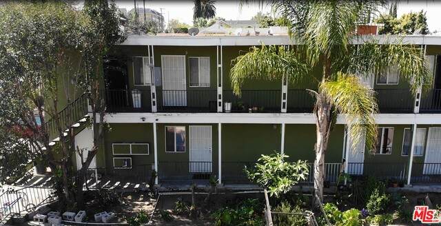 355 Parkman Ave - Photo 1
