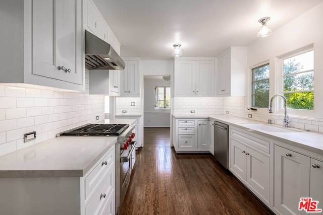1539 Ensley Ave - Photo 1