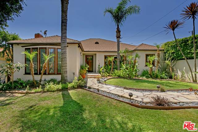 8102 Willoughby Ave - Photo 1