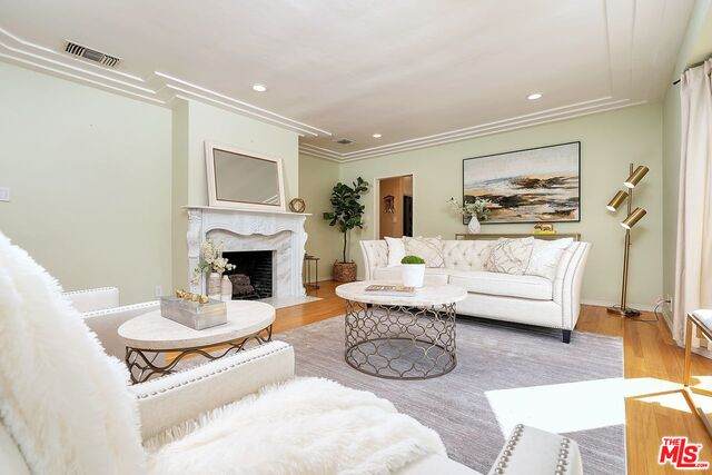 14554 Killion St - Photo 1