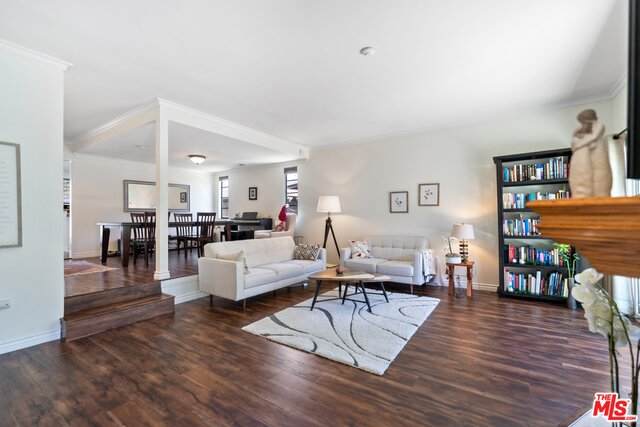 1916 Rockefeller Ln - Photo 1