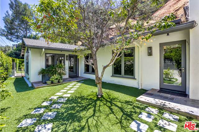 1847 Beverly Dr - Photo 1