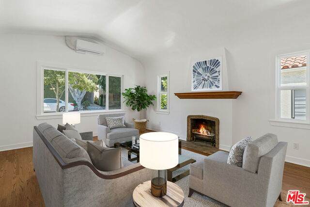 9020 Phyllis Ave - Photo 1